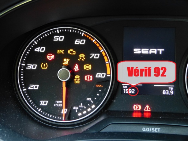 SEAT Ibiza: Vérification du niveau d'huile-moteur - Huile-moteur -  Vérification et appoint de niveaux - Conseils pratiques - Manuel du  conducteur Seat Ibiza