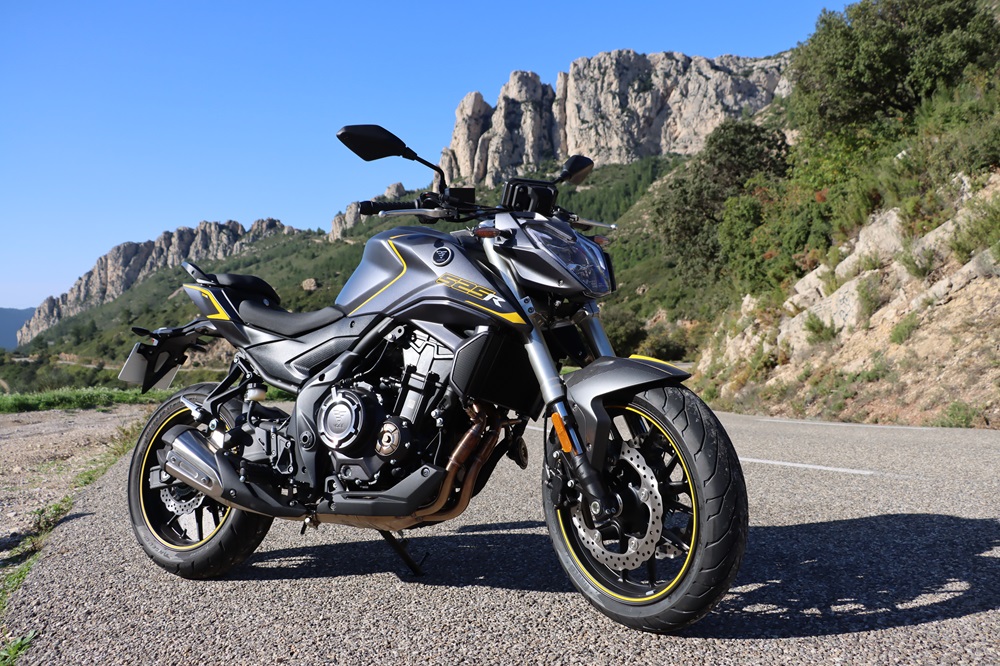 Voge 525R : le roadster facile pour l’A2