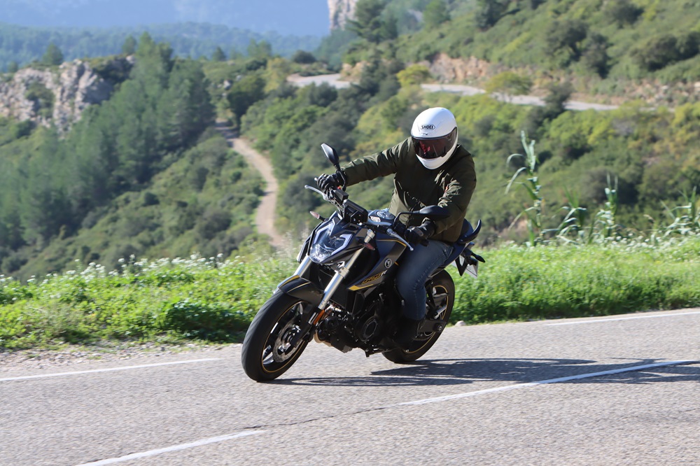 Voge 525R : le roadster facile pour l’A2