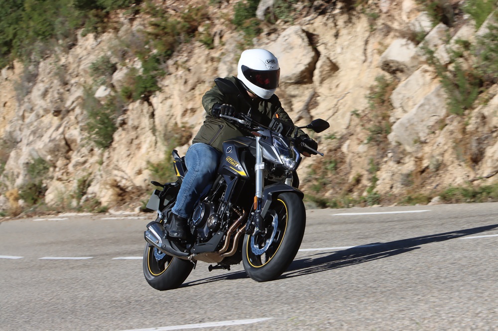 Voge 525R : le roadster facile pour l’A2